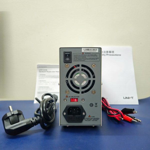 Nguồn DC chuyển mạch Uni-T UTP1310