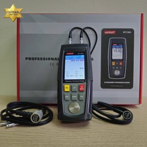 Máy đo độ dày bằng siêu âm Wintact WT130A a device with a box and wires