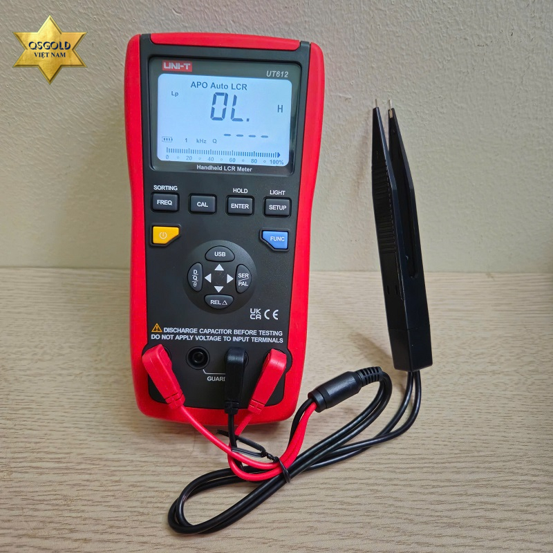 Máy đo LCR UNI-T UT612 Chính Hãng