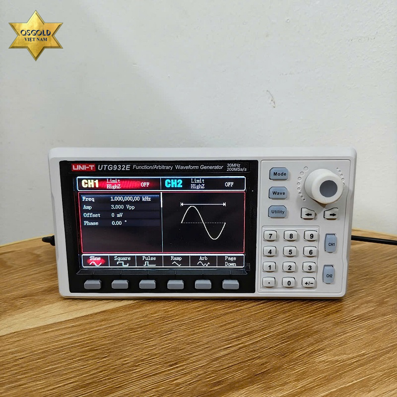 Máy phát xung 30MHz Uni-T UTG932E Chính Hãng