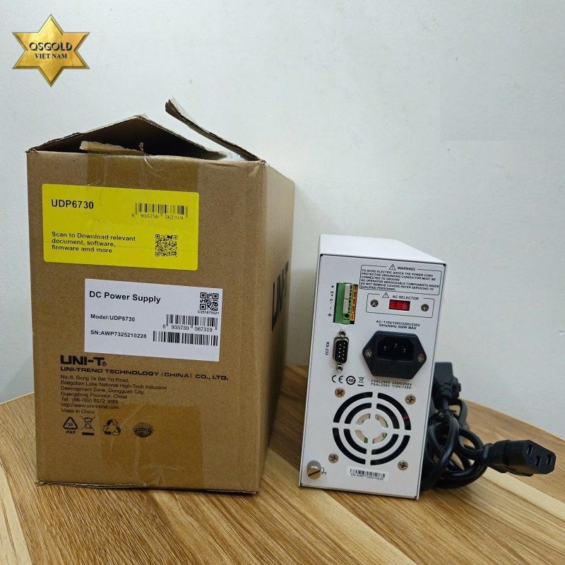 Nguồn một chiều chuyển mạch Uni-T UDP6730 (40V/30A/360W)